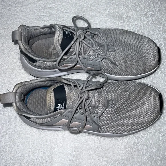 Adidas sneakers orthalite (SIZE DOWN NORMALLY SIZE 7) - Picture 2 of 4